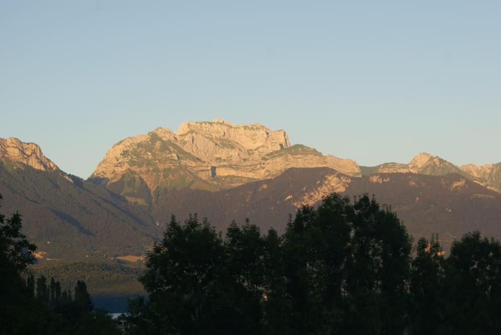 B&B Le Sourire Du Lac Sévrier Exteriör bild