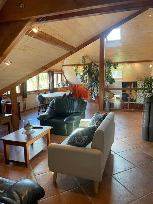 B&B Le Sourire Du Lac Sévrier Exteriör bild
